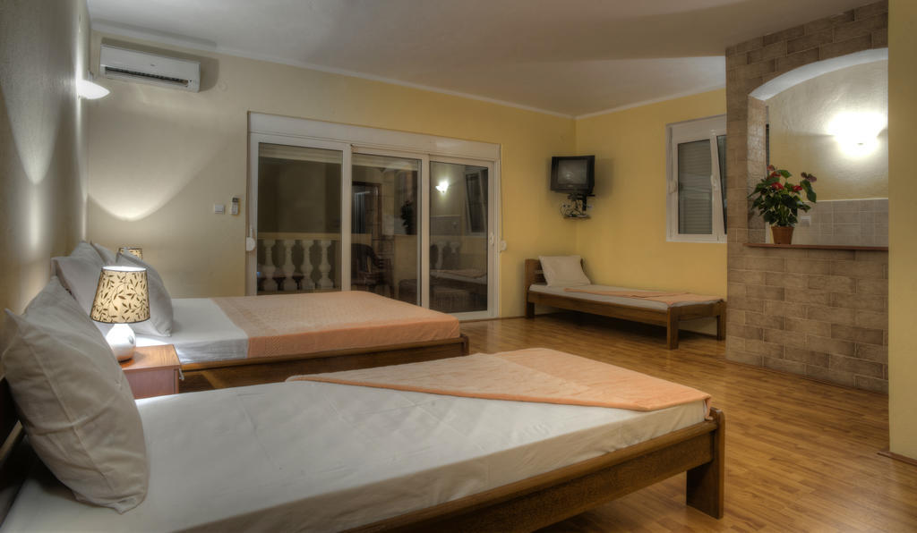 Castellamare Апартаменты *