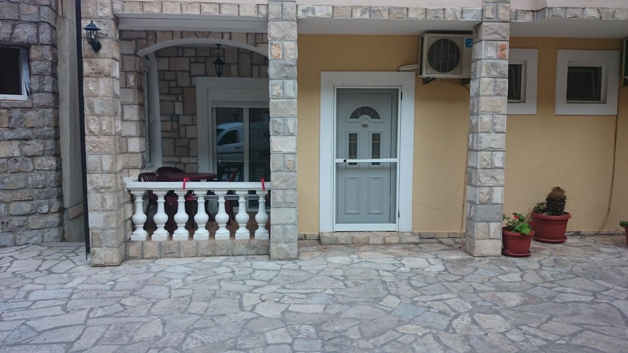 Castellamare Петровац